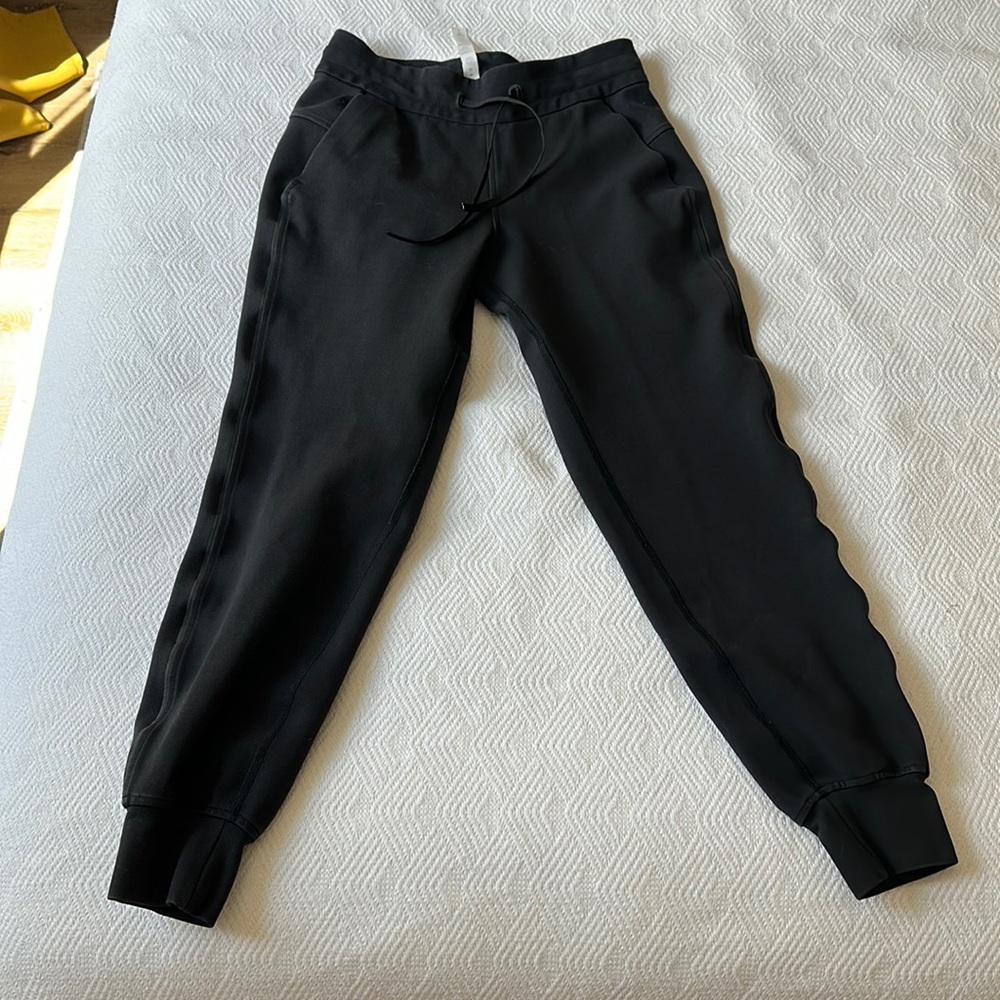 Lululemon jogger pants